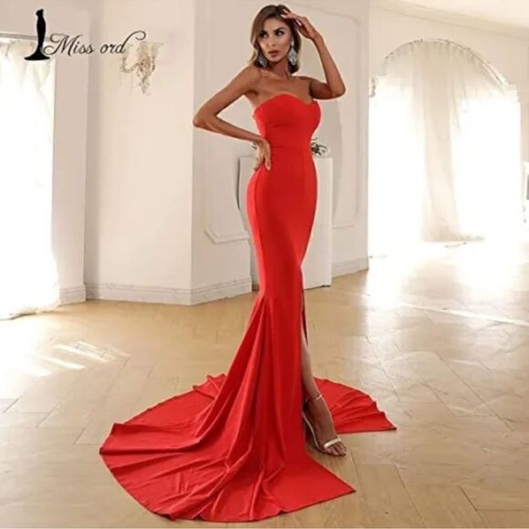Miss ord Strapless Asymmetric Slit Front Sweetheart Wedding  Red Dress - Picture 3 of 16
